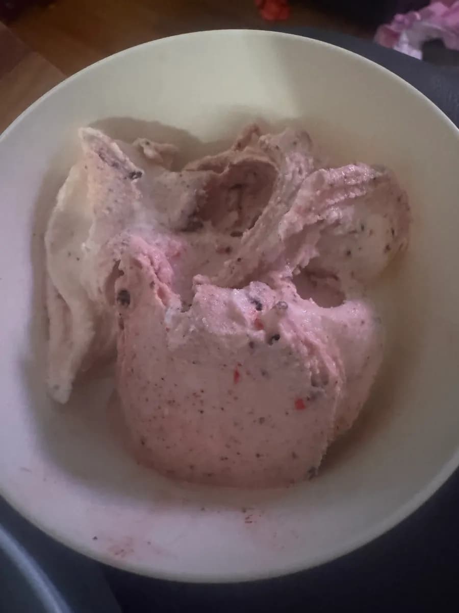 Cookies & Cream Ice Cream - Photo 1