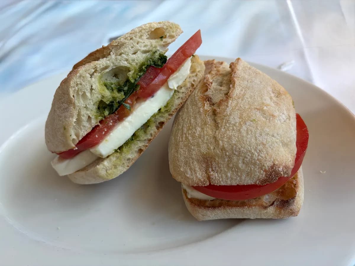 Best Caprese Sandwich - Photo 1